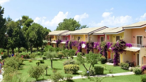 2023 calabria borgo del principe flash top IN11